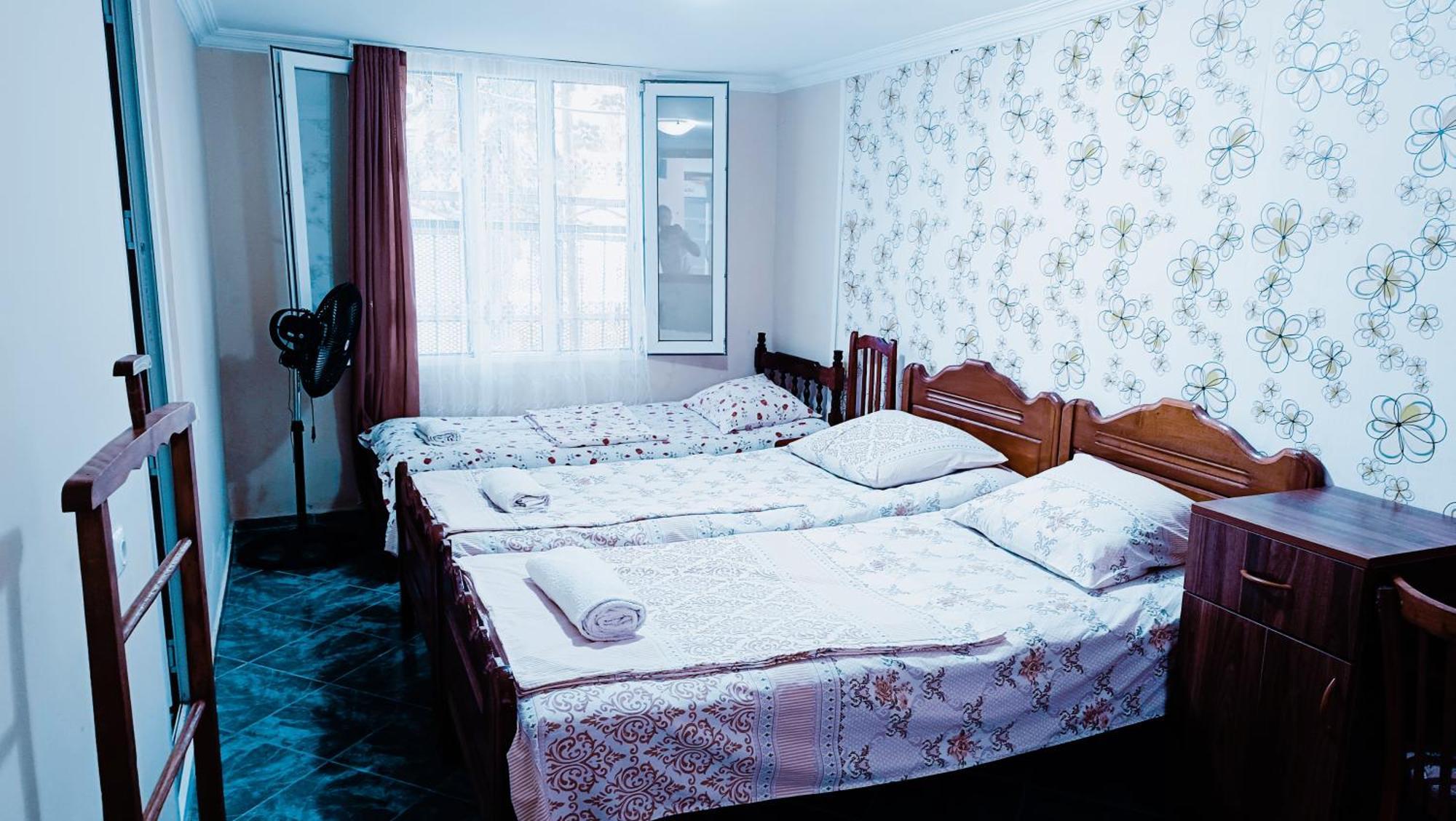 Guesthouse Mery Kobuleti Extérieur photo