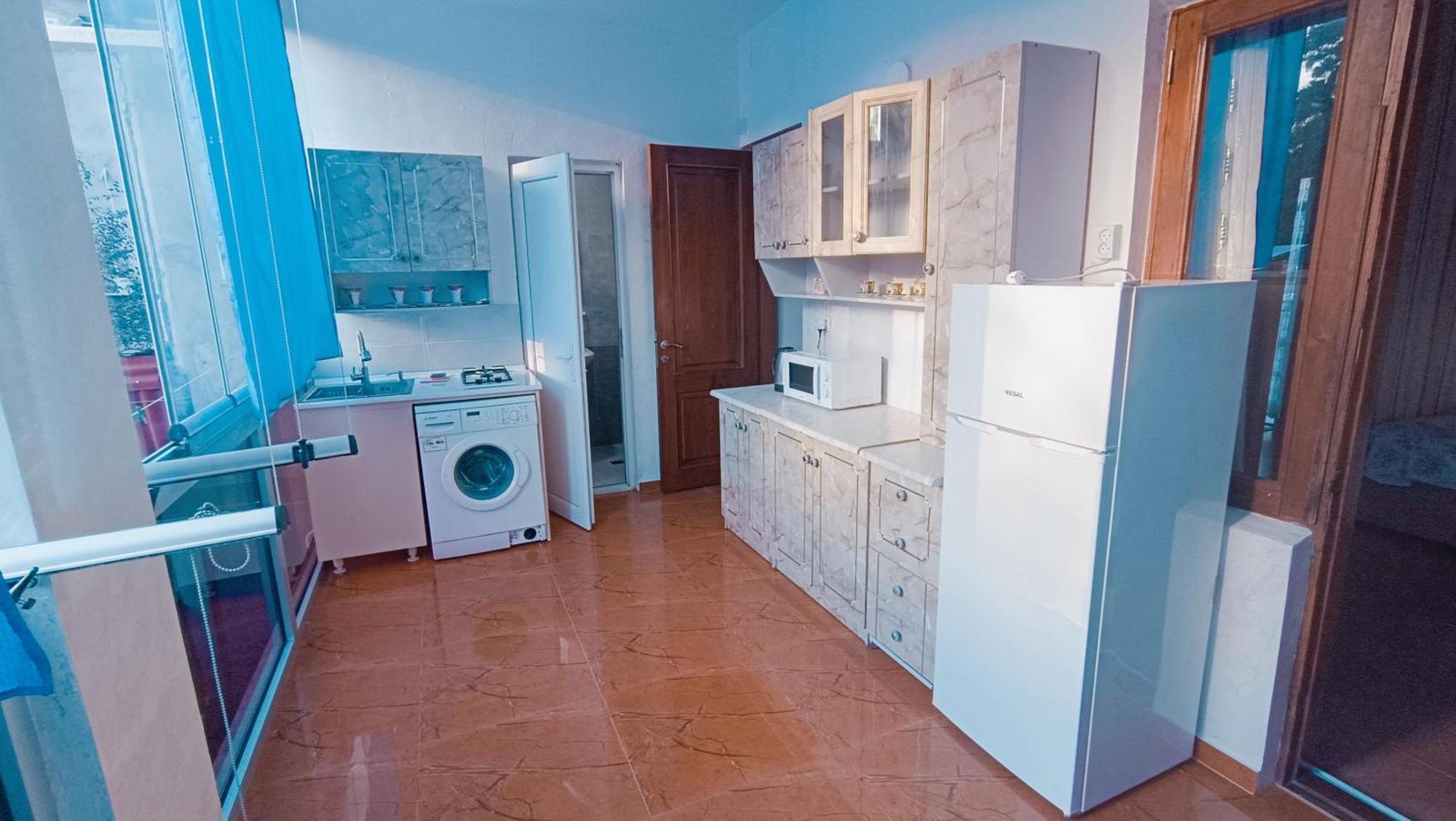 Guesthouse Mery Kobuleti Extérieur photo